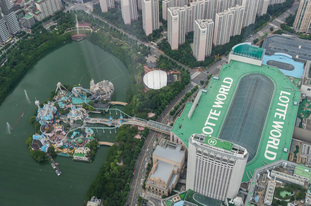 Lotte World Magic Island, the indoor Adventure hall and Lotte Hotel World seen from Lotte World Tower
