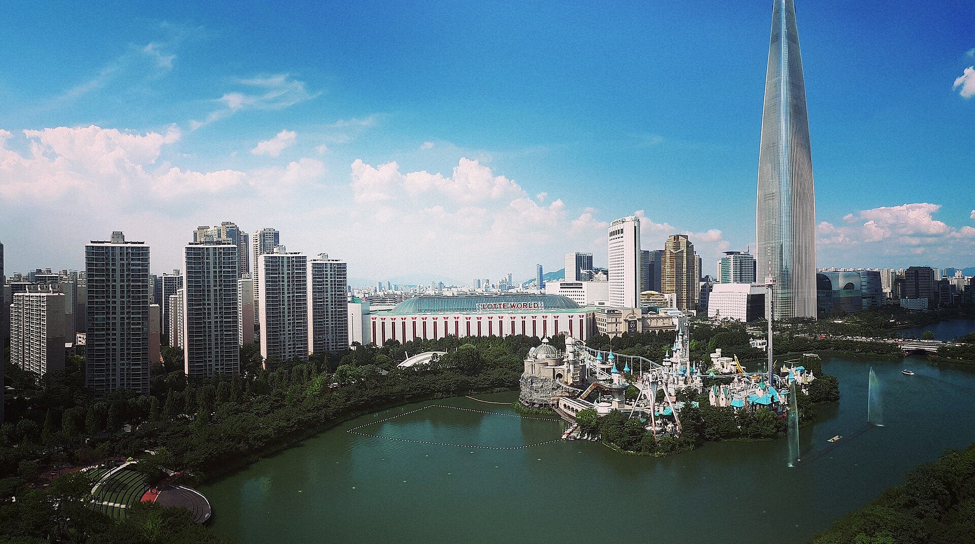 Seokchon Lake beside Lotte World in Jamsil